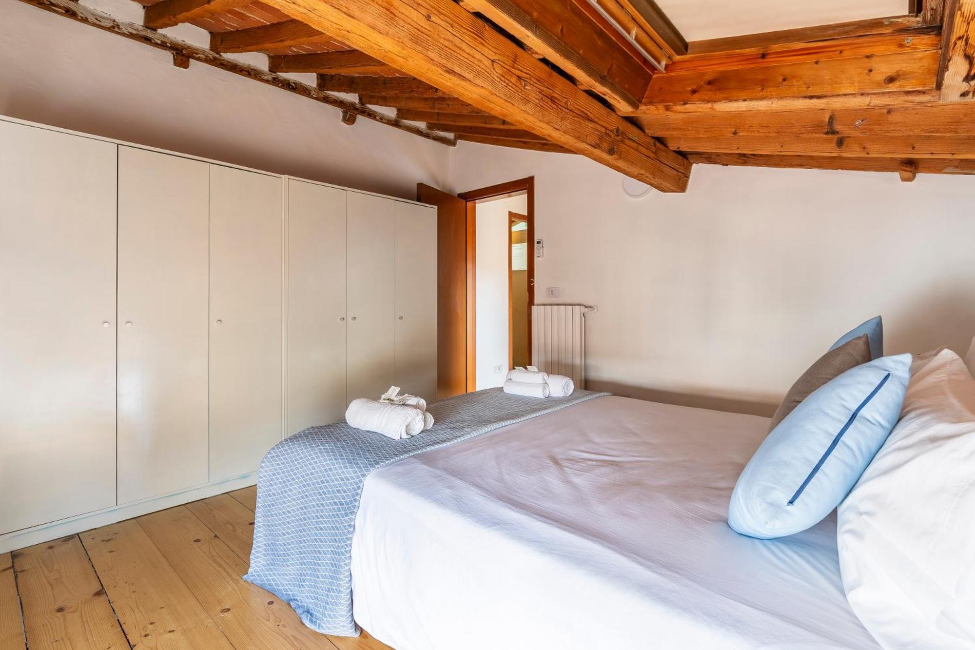 Piazza Santo Spirito Appartamento Con 2 Camere Matrimoniali Флоренція Екстер'єр фото