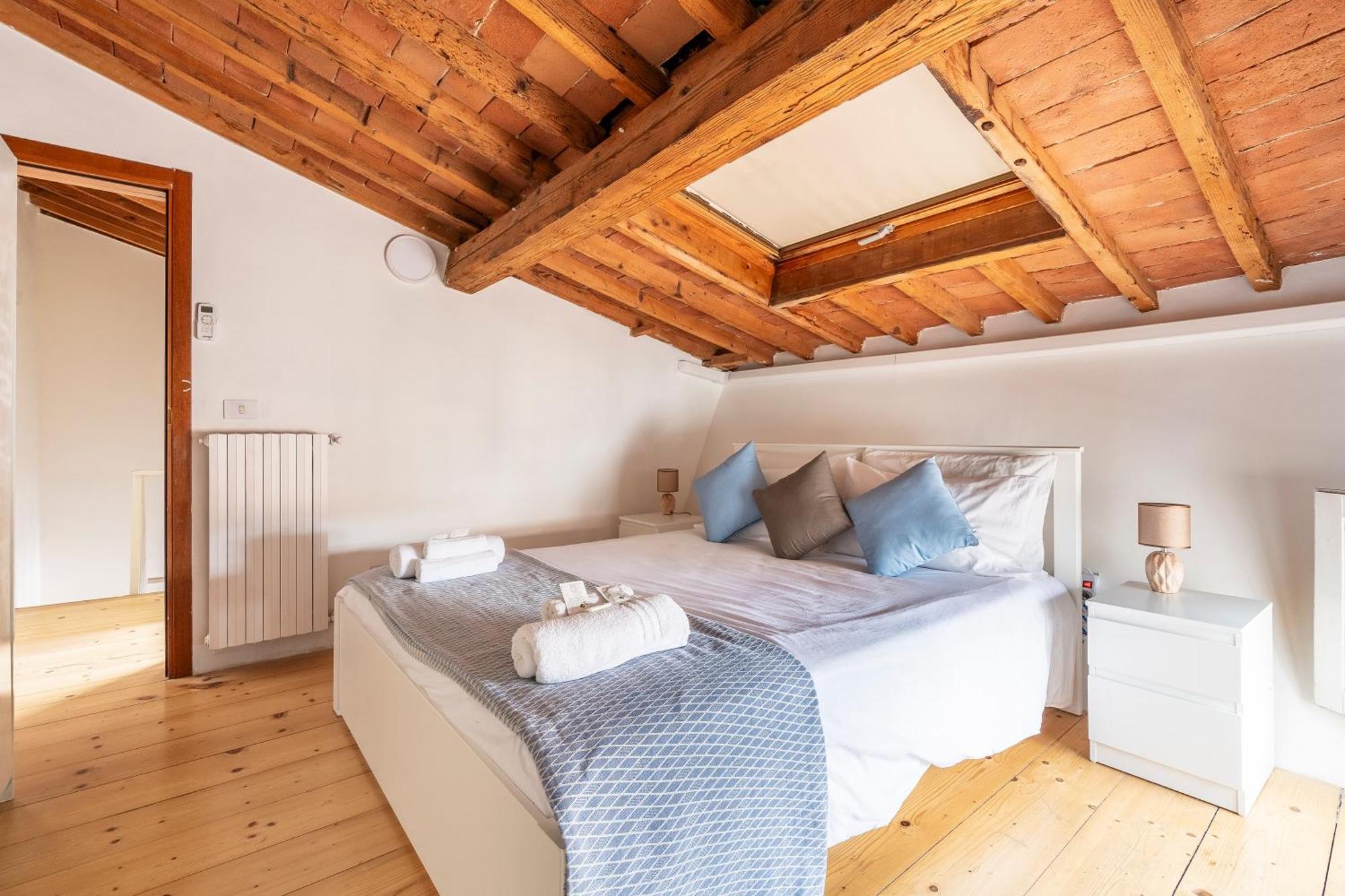 Piazza Santo Spirito Appartamento Con 2 Camere Matrimoniali Флоренція Екстер'єр фото